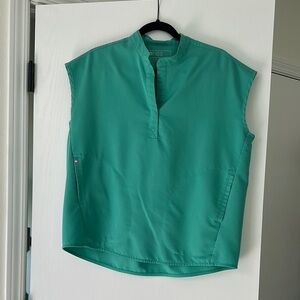 Figs Women's Green Scrub Set